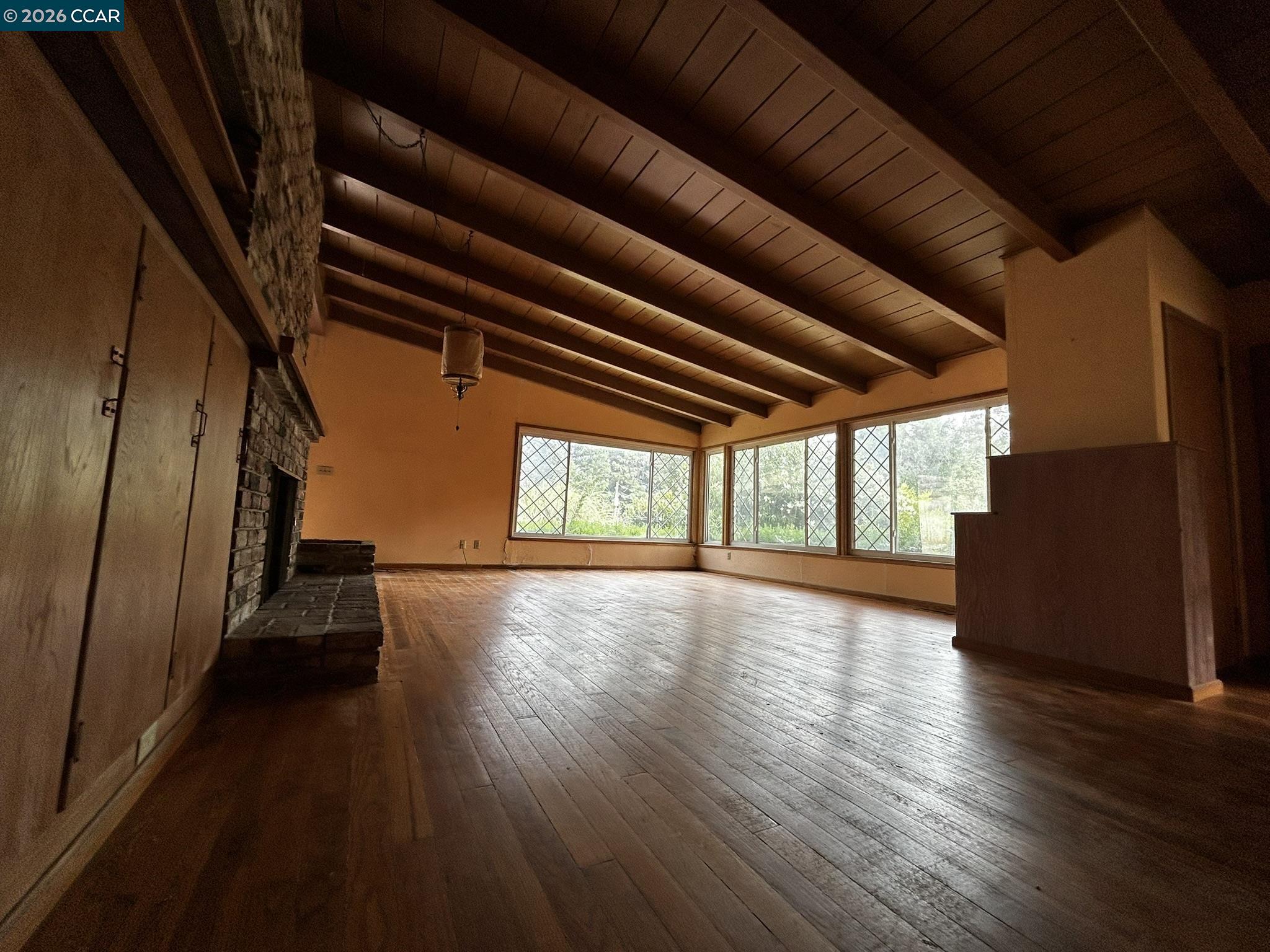 1556 Springbrook Road Walnut Creek, CA 94597 - Photo 6 of 60 Gallery Image 6