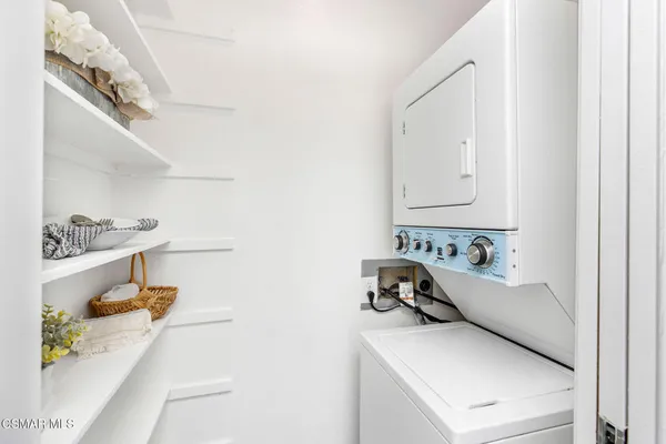 $499,000 | 1109 Tivoli Lane, Unit 122, Simi Valley, CA 93065