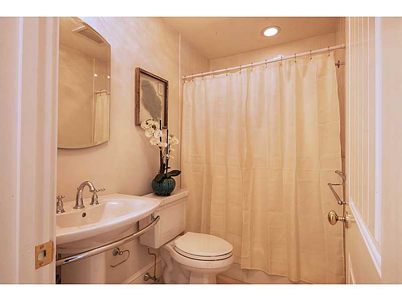 24 Brenton Road Newport, RI 02840 - Photo 8 of 22 Bathroom.