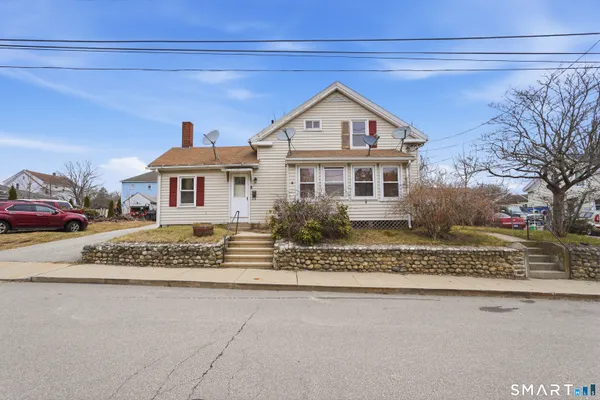 $299,999 | 9-11 Battey Street, Putnam, CT 06260