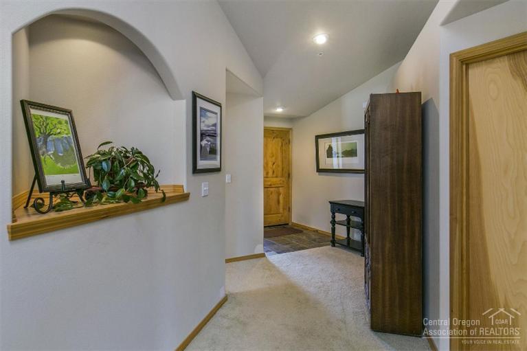 174 Southeast Rice Way Bend, OR 97702 - Photo 5 of 16 Additional Photo