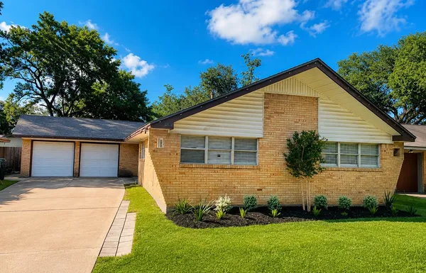 $285,000 | 4314 Benning Drive, Houston, TX 77035