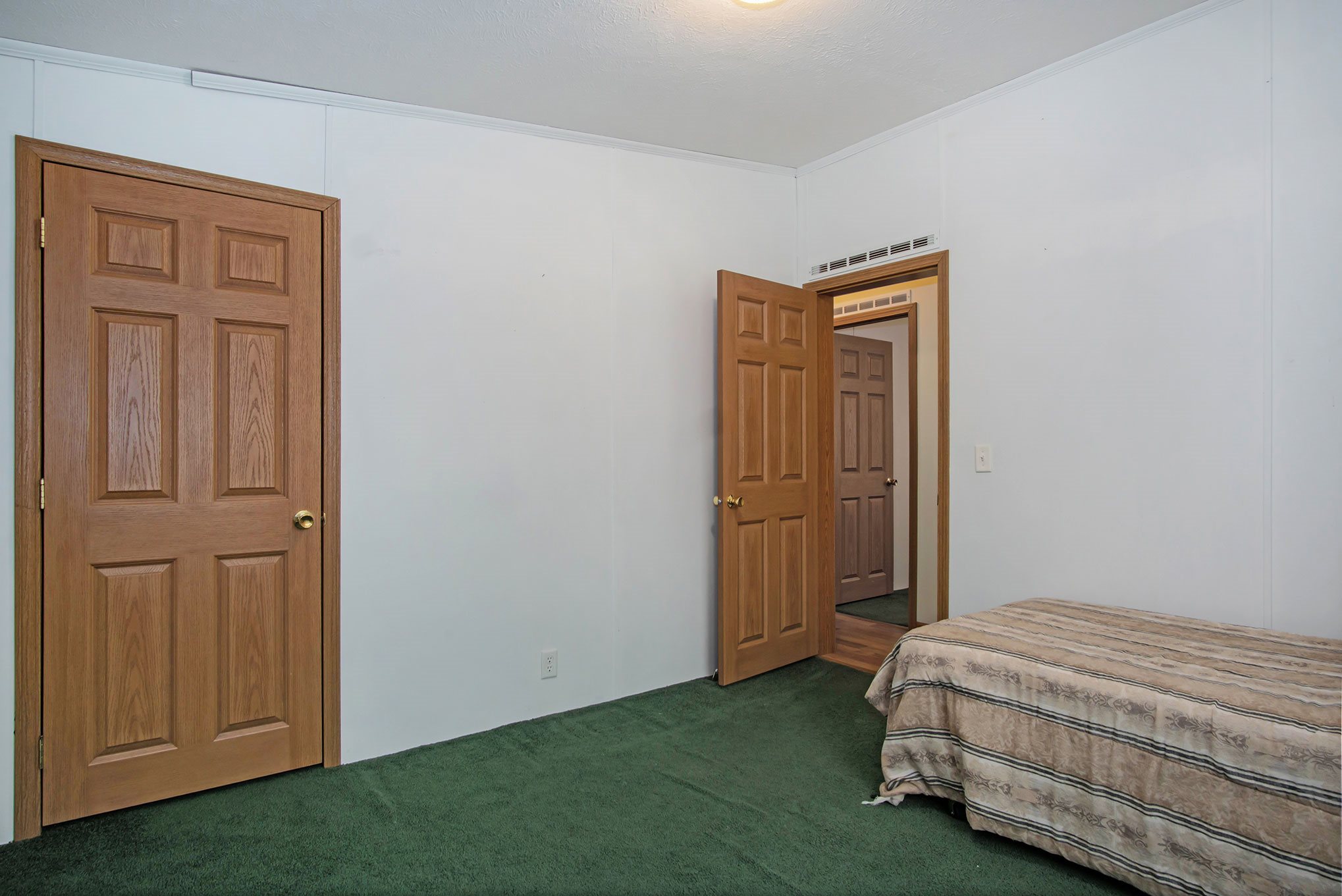 23841 Keller Road South Bend, IN 46628 - Photo 10 of 36