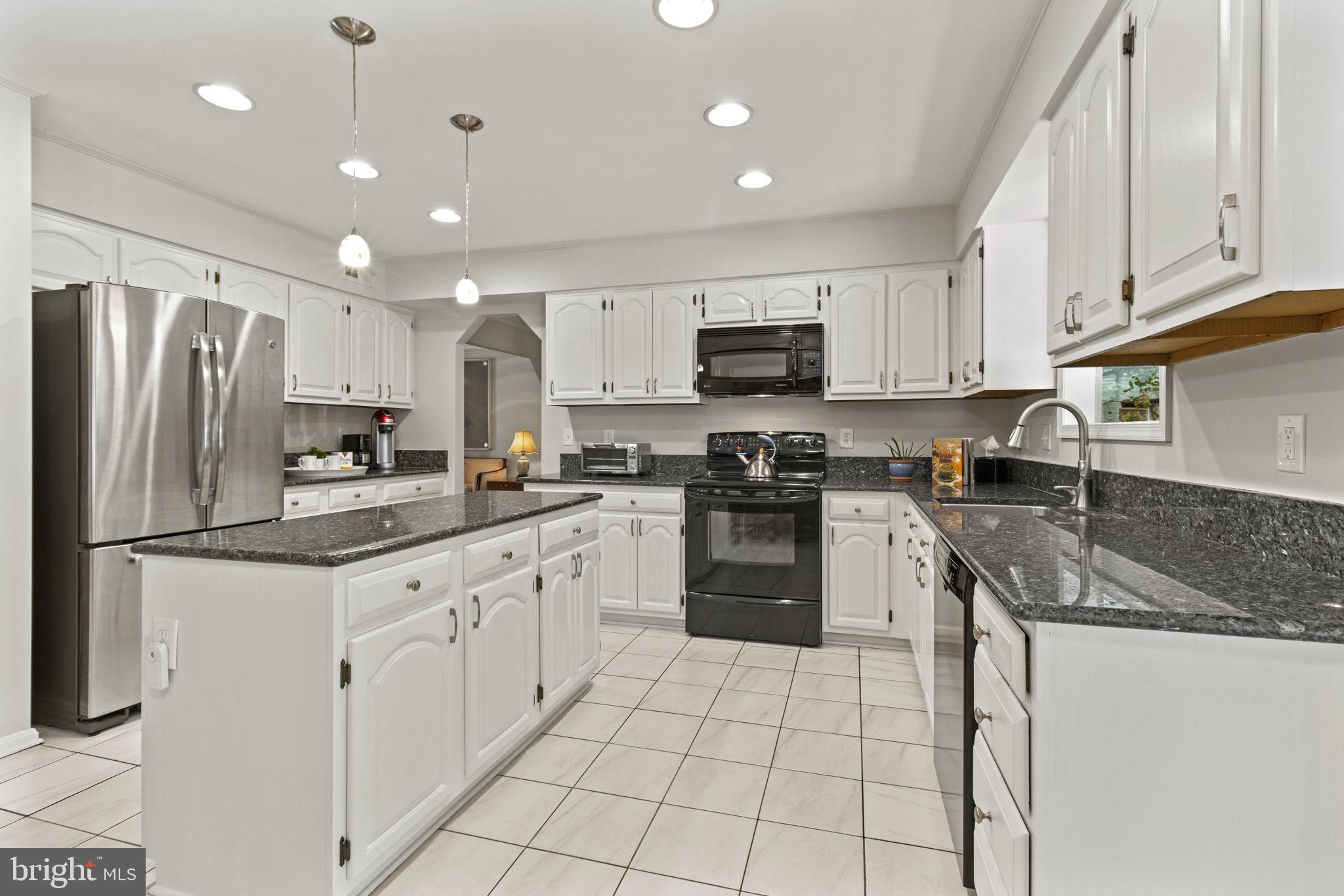 Gourmet Kitchen
