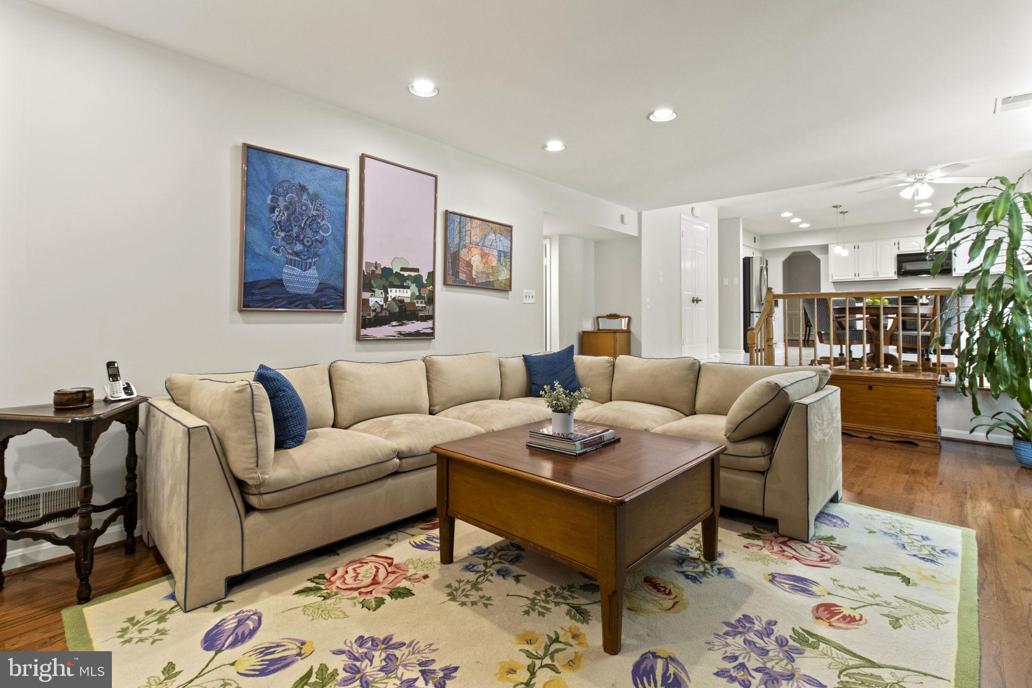 13712 Castle Cliff Way Silver Spring, MD 20904 - Photo 10 of 29 Family Room Reverse Angle