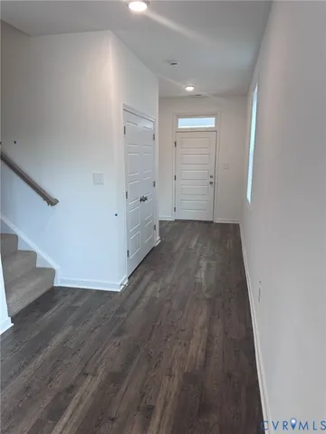 wooden floor in an empty room with wooden floor