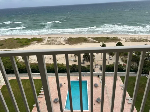 $699,999 | 750 North Ocean Boulevard, Unit 1409, Pompano Beach, FL 33062