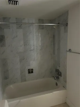 $699,999 | 750 North Ocean Boulevard, Unit 1409, Pompano Beach, FL 33062