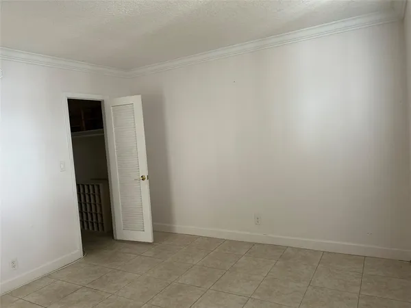 $699,999 | 750 North Ocean Boulevard, Unit 1409, Pompano Beach, FL 33062