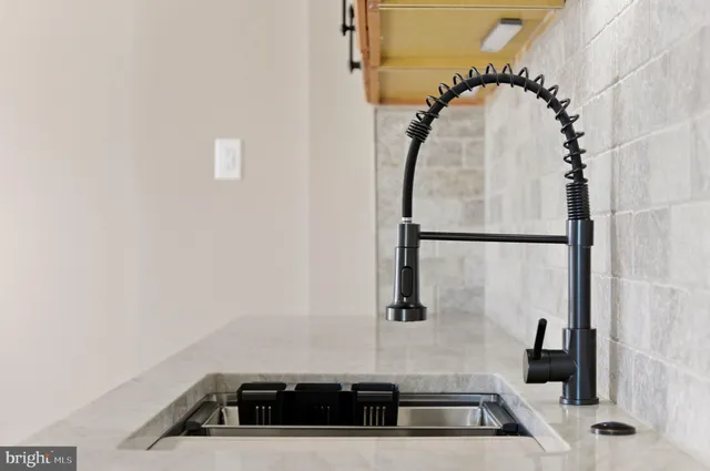 $214,900 | 415 South Burhans Boulevard, Hagerstown, MD 21740