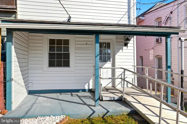 $214,900 | 415 South Burhans Boulevard, Hagerstown, MD 21740