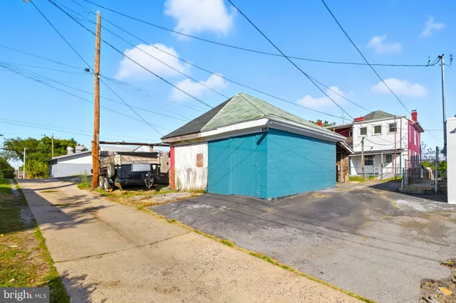 $214,900 | 415 South Burhans Boulevard, Hagerstown, MD 21740