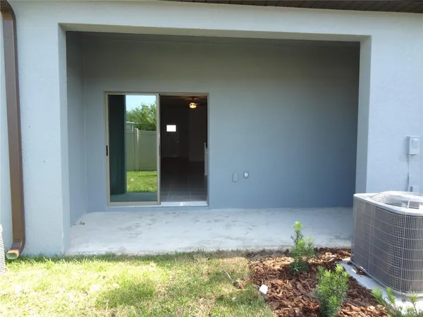 $1,890 | 5220 Forum Boulevard, Holiday, FL 34690