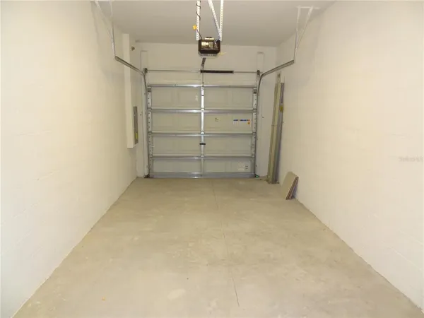 $1,890 | 5220 Forum Boulevard, Holiday, FL 34690