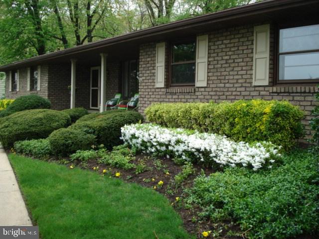 3080 Round Hill Road York, PA 17402 - Photo 2 of 20 Gallery Image 2
