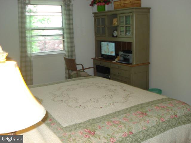3080 Round Hill Road York, PA 17402 - Photo 13 of 20 Gallery Image 13