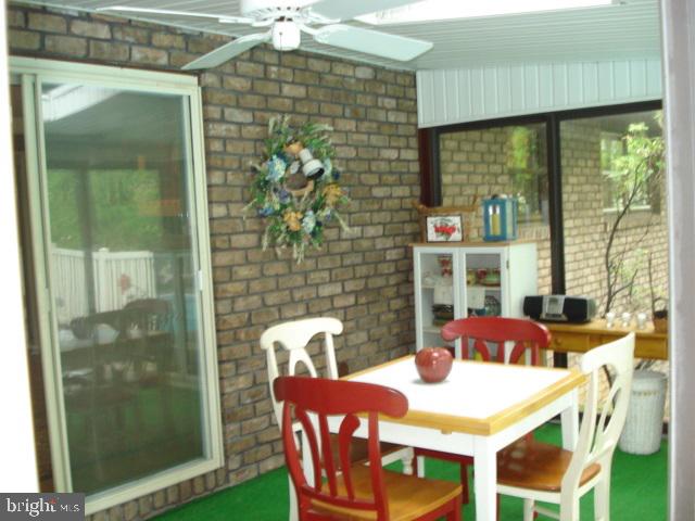 3080 Round Hill Road York, PA 17402 - Photo 16 of 20 Gallery Image 16