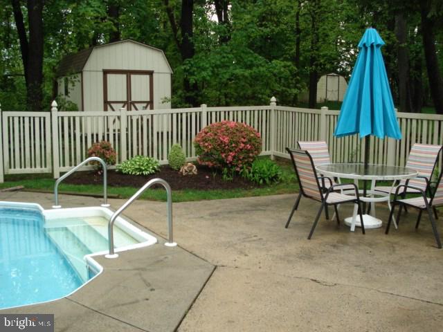 3080 Round Hill Road York, PA 17402 - Photo 18 of 20 Gallery Image 18