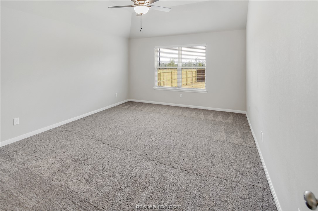 10603 Natural Pond Road College Station, TX 77845 - Photo 14 of 33 Primary bedroom