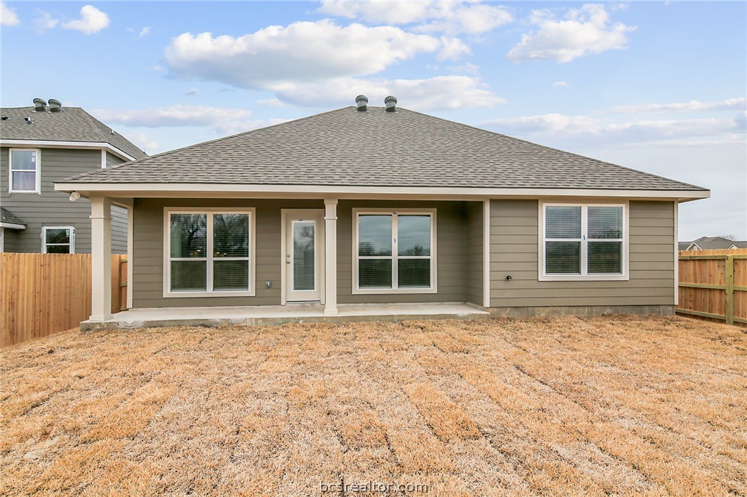 10603 Natural Pond Road College Station, TX 77845 - Photo 26 of 33 Back of home with patio
