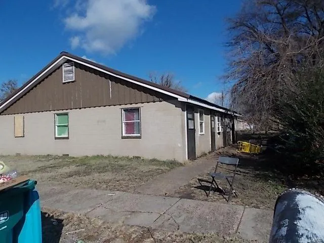 $70,000 | 403 East 15th Street, Caruthersville, MO 63830