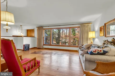 $639,990 | 25 Pocono Drive, Arnold, MD 21012