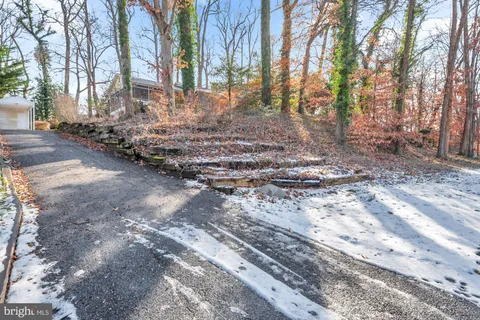 $639,990 | 25 Pocono Drive, Arnold, MD 21012