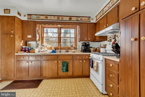 $639,990 | 25 Pocono Drive, Arnold, MD 21012