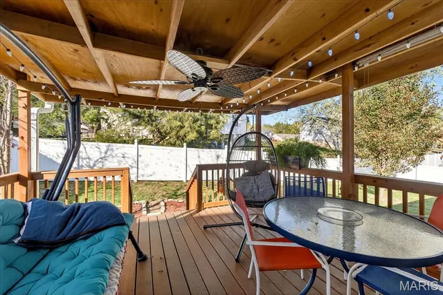 $325,000 | 102 Williamsburg Drive, Crystal City, MO 63019