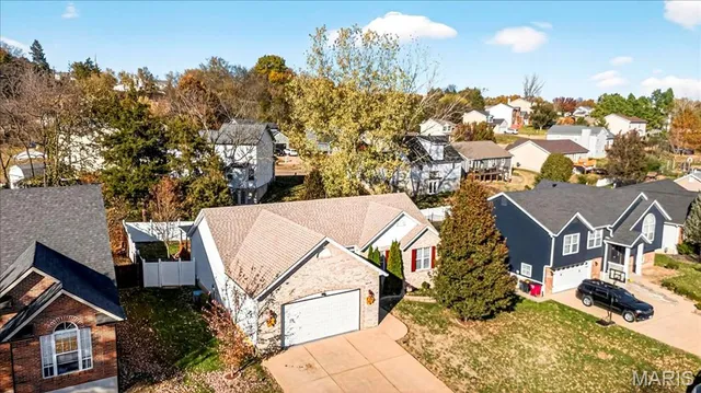 $325,000 | 102 Williamsburg Drive, Crystal City, MO 63019