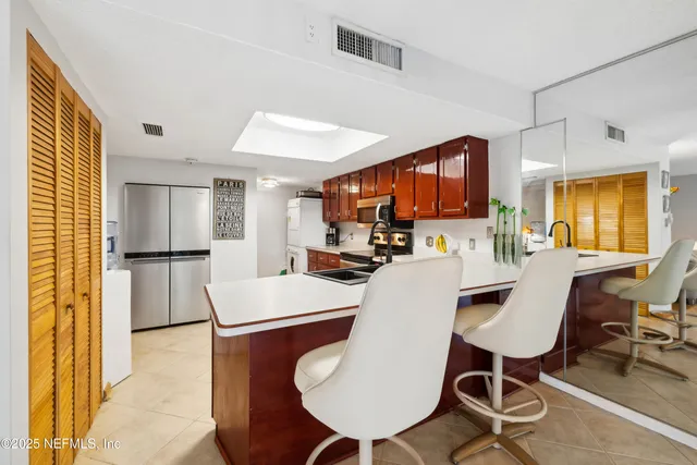 $249,000 | 8703 Como Lake Drive, Unit 8703, Jacksonville, FL 32256