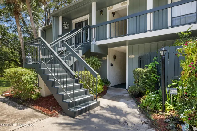$249,000 | 8703 Como Lake Drive, Unit 8703, Jacksonville, FL 32256