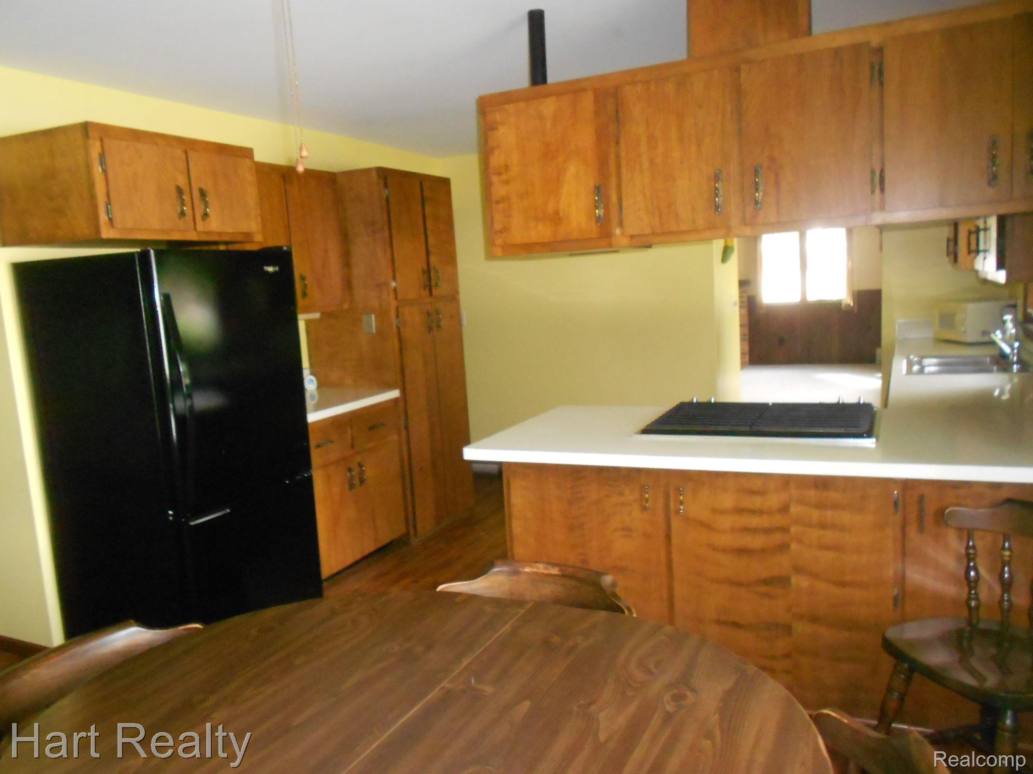 693 Davis Street Sebewaing, MI 48759 - Photo 23 of 42 Kitchen