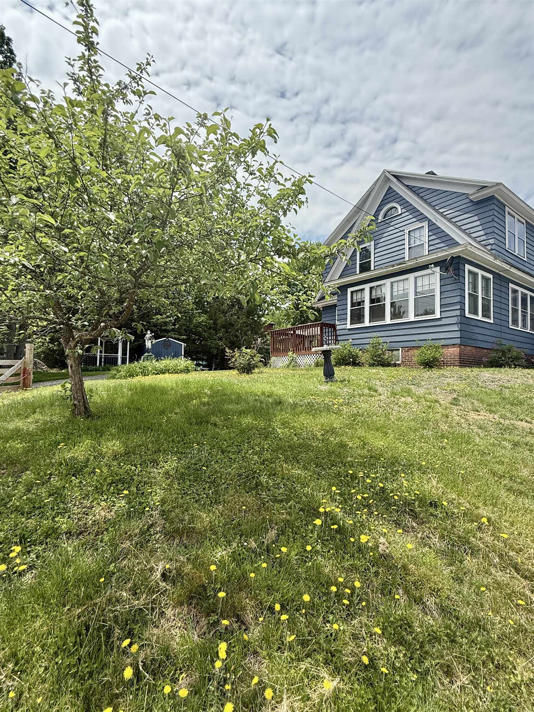 25 Laurel Street Berlin, NH 03570 - Photo 4 of 17