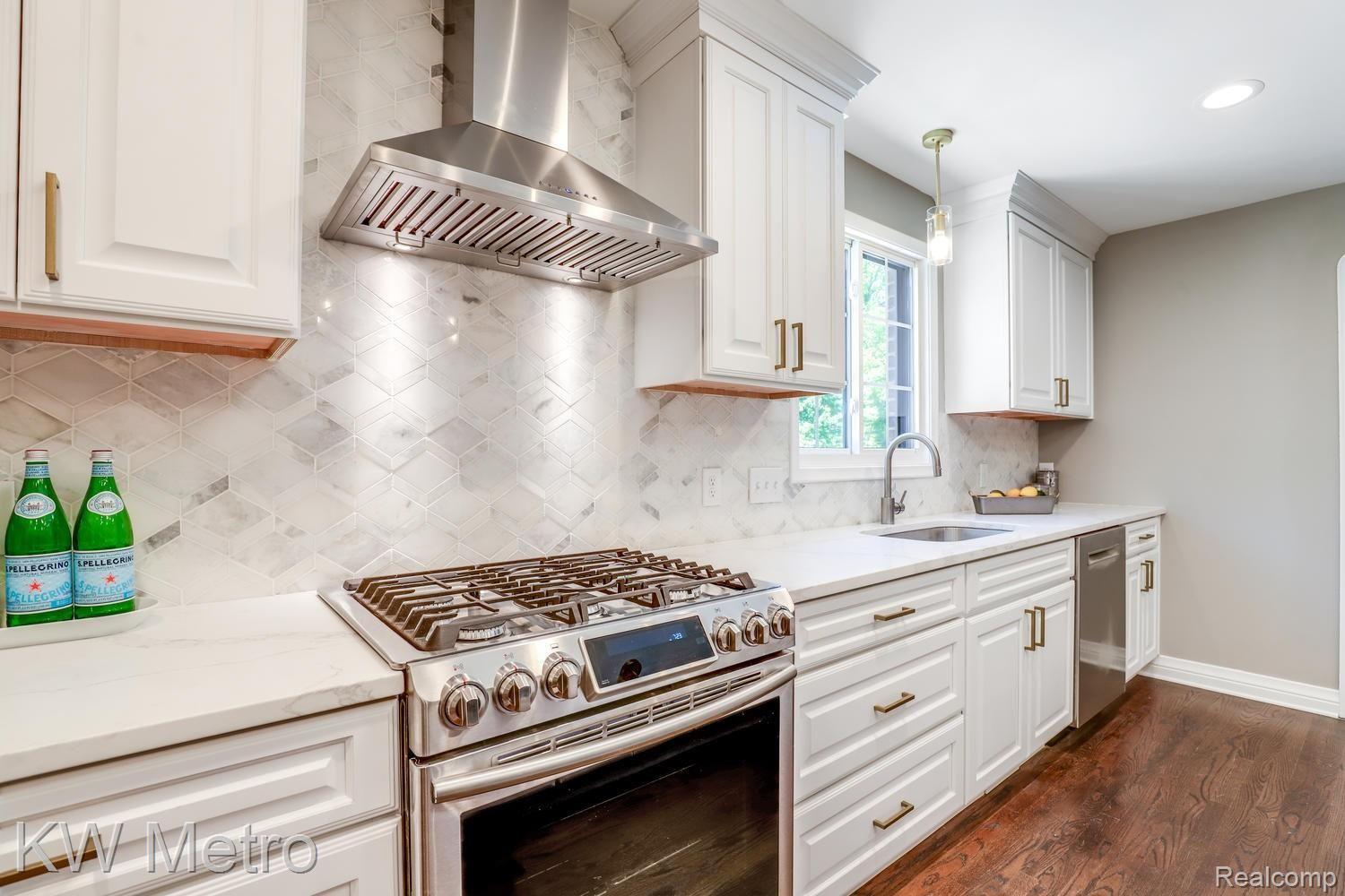 681 Washington Road Grosse Pointe, MI 48230 - Photo 22 of 52 681 Washington Rd Grosse-large-027-050-681 Washington Road Grosse-1500x1000-72dpi.jpg