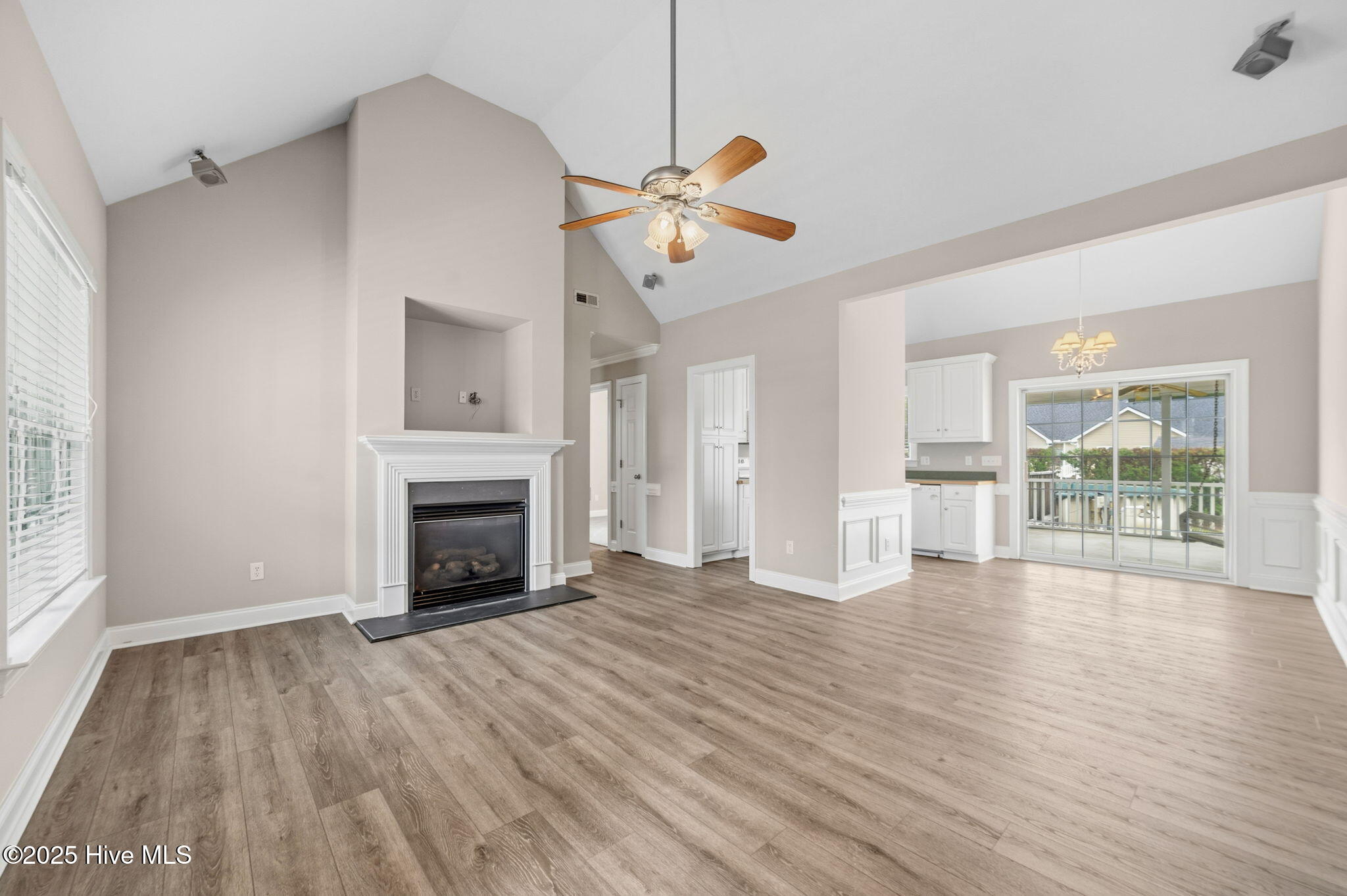 263 Laurie Ellis Road Winterville, NC 28590 - Photo 2 of 43 13-web-or-mls-LHV_6124