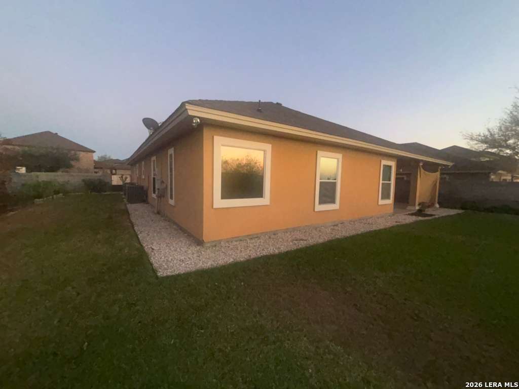 1105 Coahuila Loop Laredo, TX 78045 - Photo 15 of 16