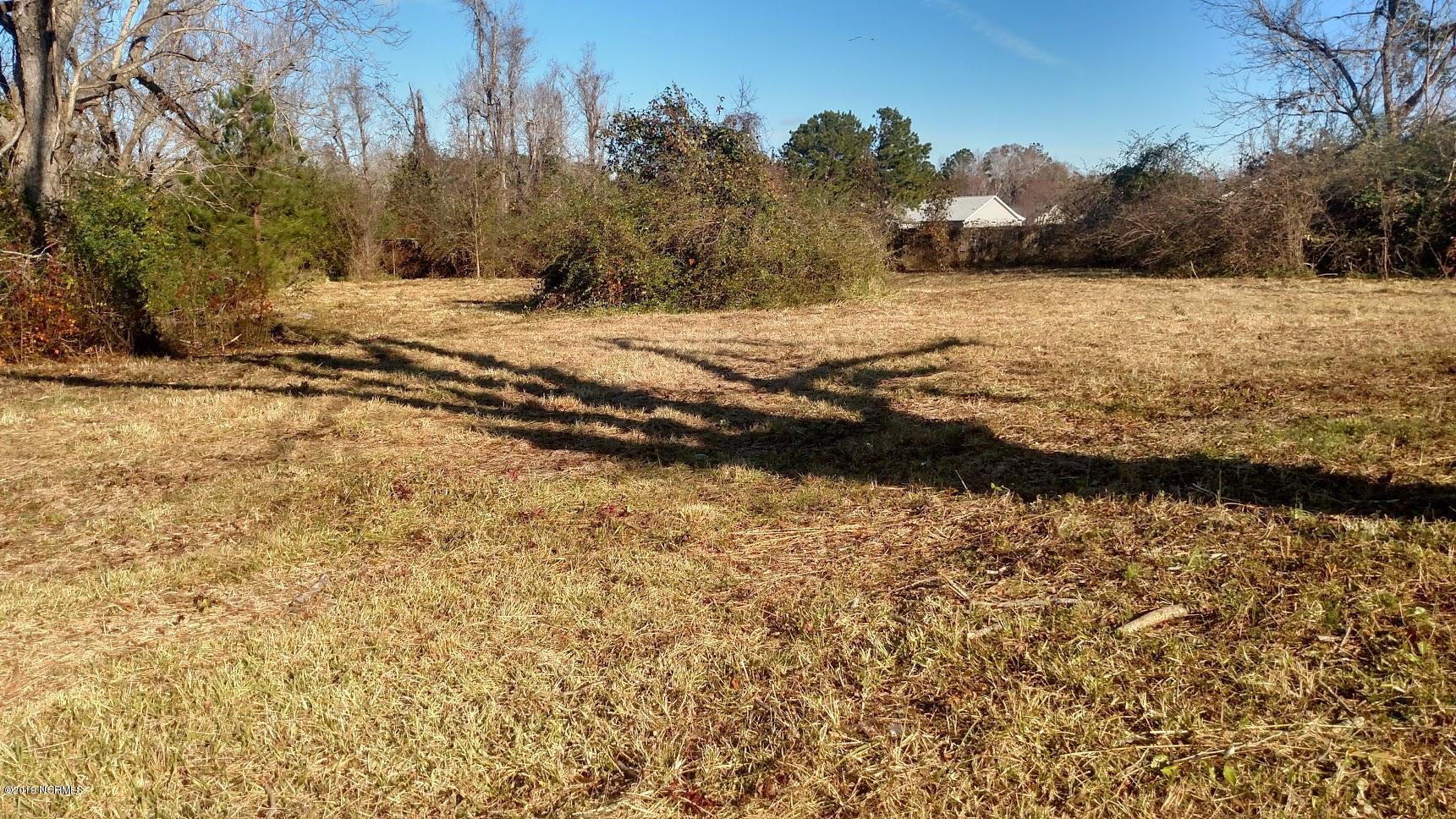 269 Bear Creek Road Hubert, NC 28539 - Photo 3 of 5 IMG_20191218_095522023_HDR