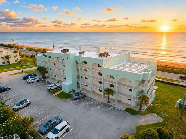 $339,000 | 3390 Ocean Shore Boulevard, Unit 1050, Ormond Beach, FL 32176