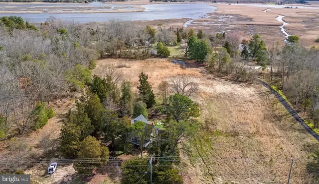 a view of a yard with an outdoor space