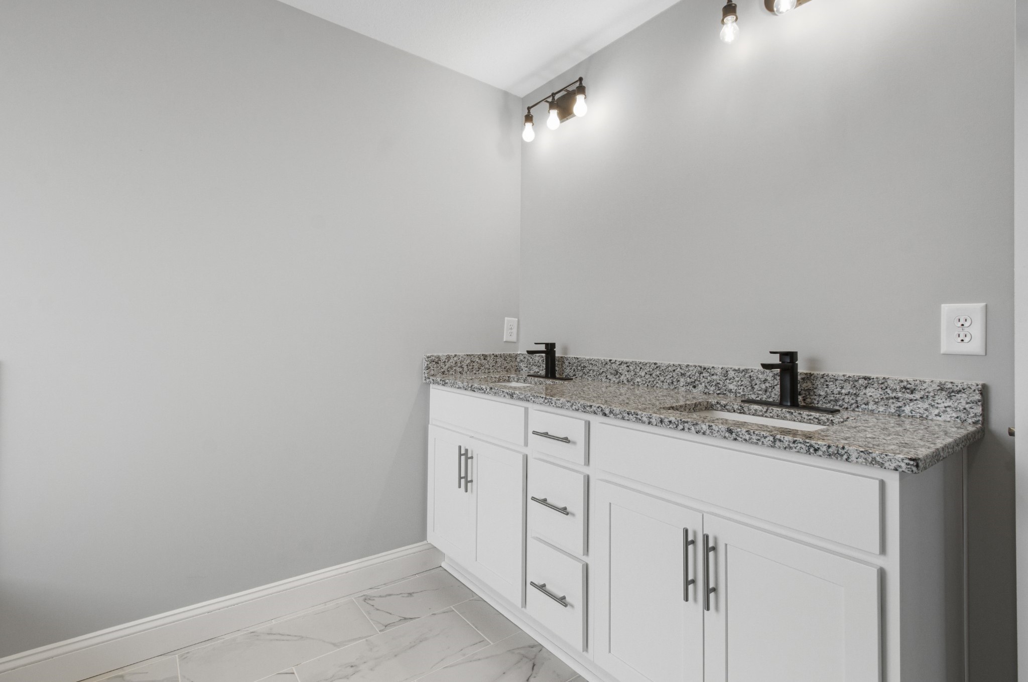 2125 Powell Road Clarksville, TN 37043 - Photo 18 of 41