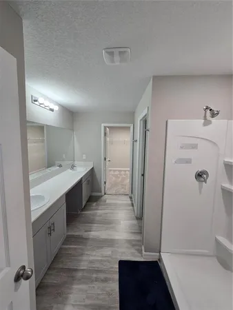 $2,800 | 5694 Arlington River Dr., Lakeland, FL 33811