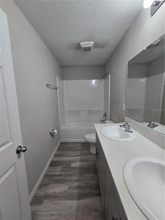 $2,800 | 5694 Arlington River Dr., Lakeland, FL 33811