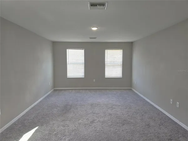 $2,800 | 5694 Arlington River Dr., Lakeland, FL 33811