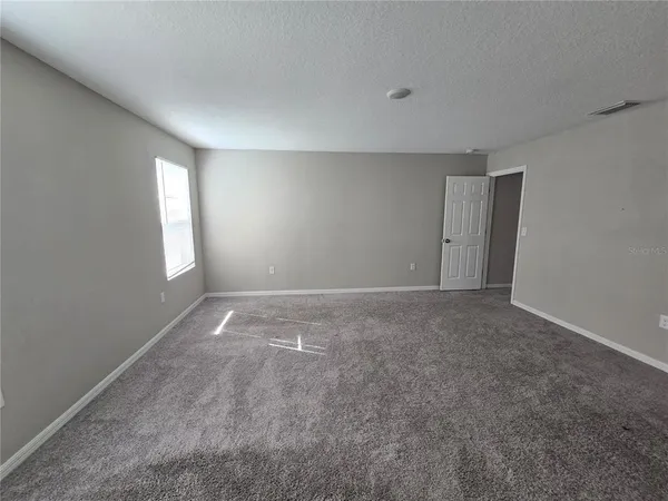 $2,800 | 5694 Arlington River Dr., Lakeland, FL 33811