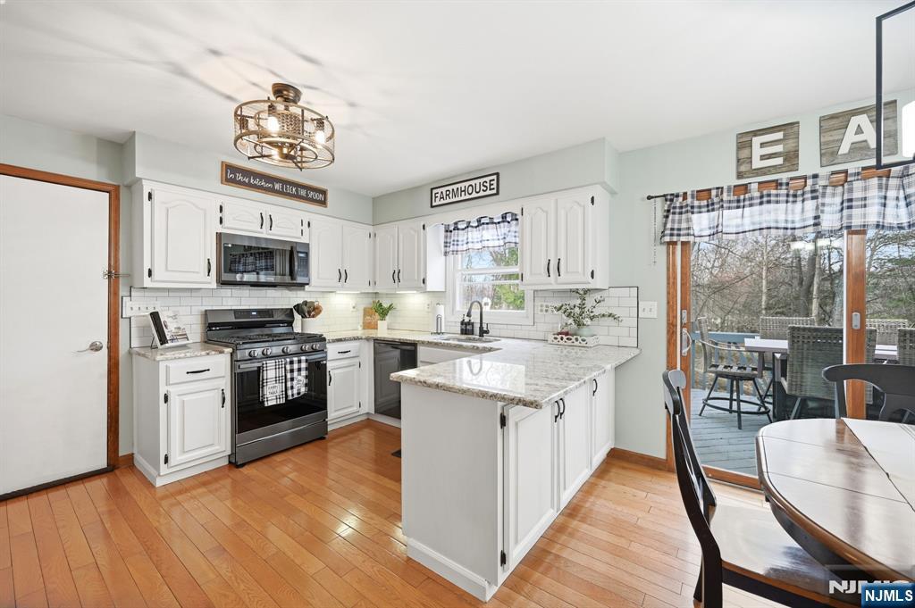 6 Robin Drive Oak Ridge, NJ 07438 - Photo 22 of 49