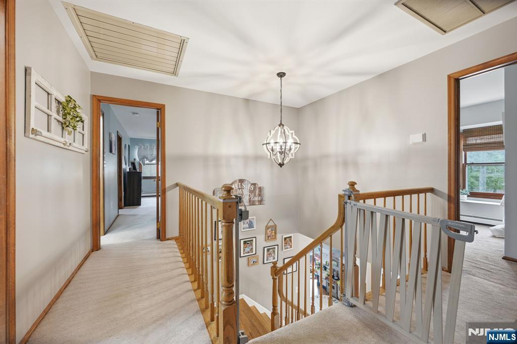 6 Robin Drive Oak Ridge, NJ 07438 - Photo 27 of 49