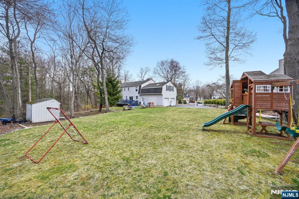 6 Robin Drive Oak Ridge, NJ 07438 - Photo 48 of 49