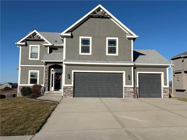 $610,000 | 27810 East 133rd Court, Lee's Summit, MO 64086