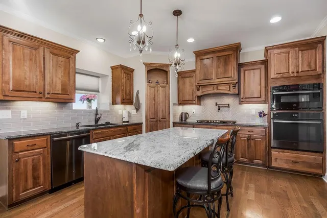 $610,000 | 27810 East 133rd Court, Lee's Summit, MO 64086